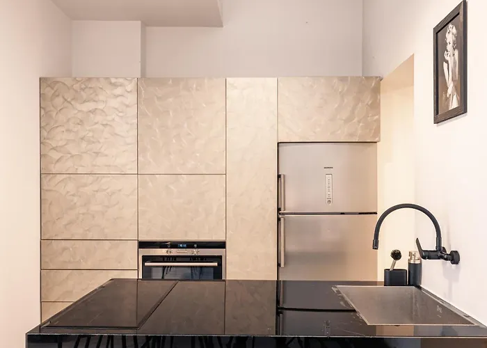 Srodmiescie - Location, Tram&park Nearby - By Rentujemy Apartman Wrocław