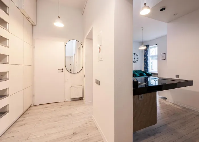 Apartman Srodmiescie - Location, Tram&park Nearby - By Rentujemy Wrocław