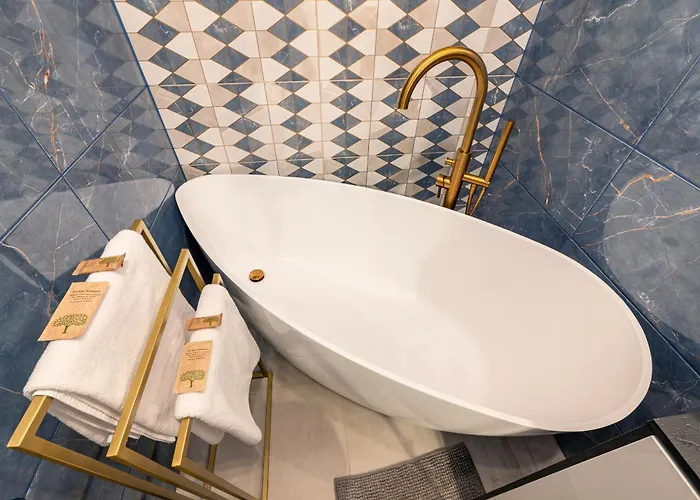 Srodmiescie - Location, Tram&park Nearby - By Rentujemy Apartman