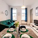 Srodmiescie - Location, Tram&park Nearby - By Rentujemy *
